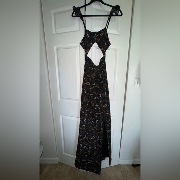 Navy Blue Flora Maxi Dress Delicate Cap Sleeve - Picture 2 of 5